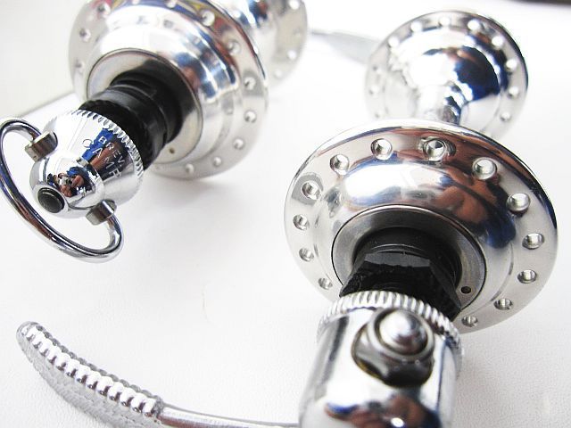 【現金特価】 未使用】激レア カンパニョーロ CAMPAGNOLO スモールハブセット ビンテージパーツ