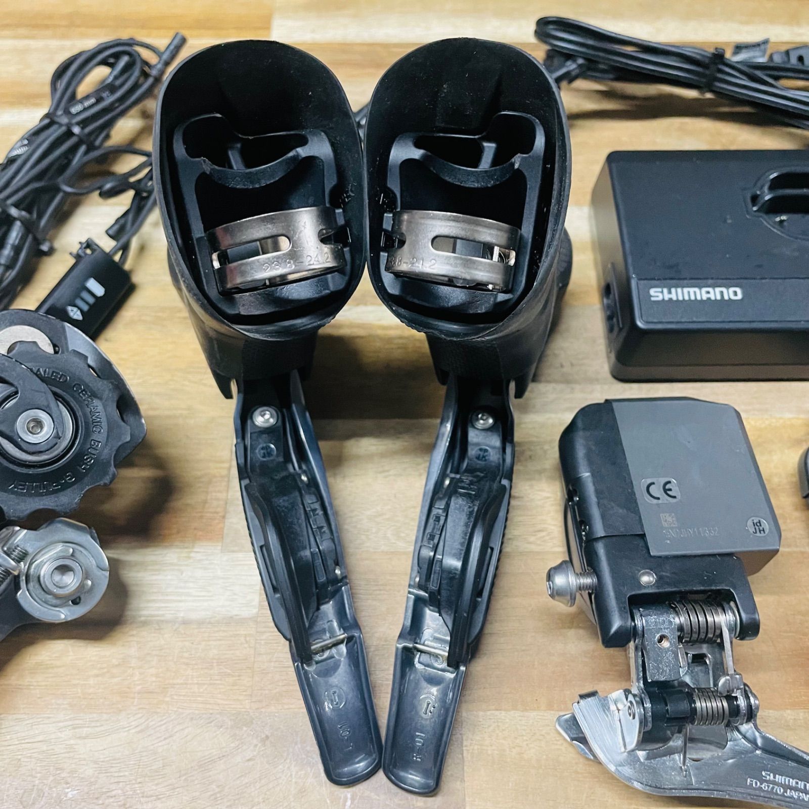 Shimano Levier de frein/dérailleur ULTEGRA ST-6770 Di2 gauche 2 vitesses