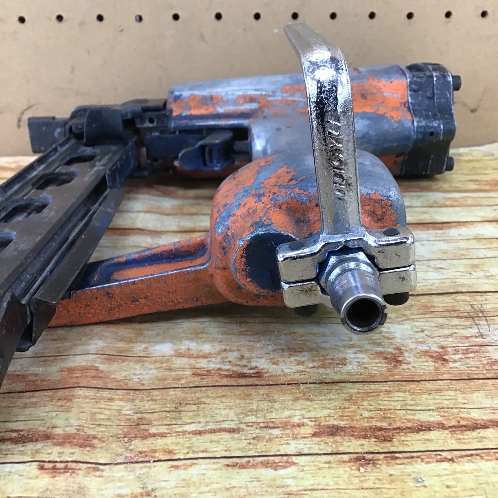 MAX 常圧エアタッカー TA-52⁄432MA 大工道具 エアータッカー MAX TA-52