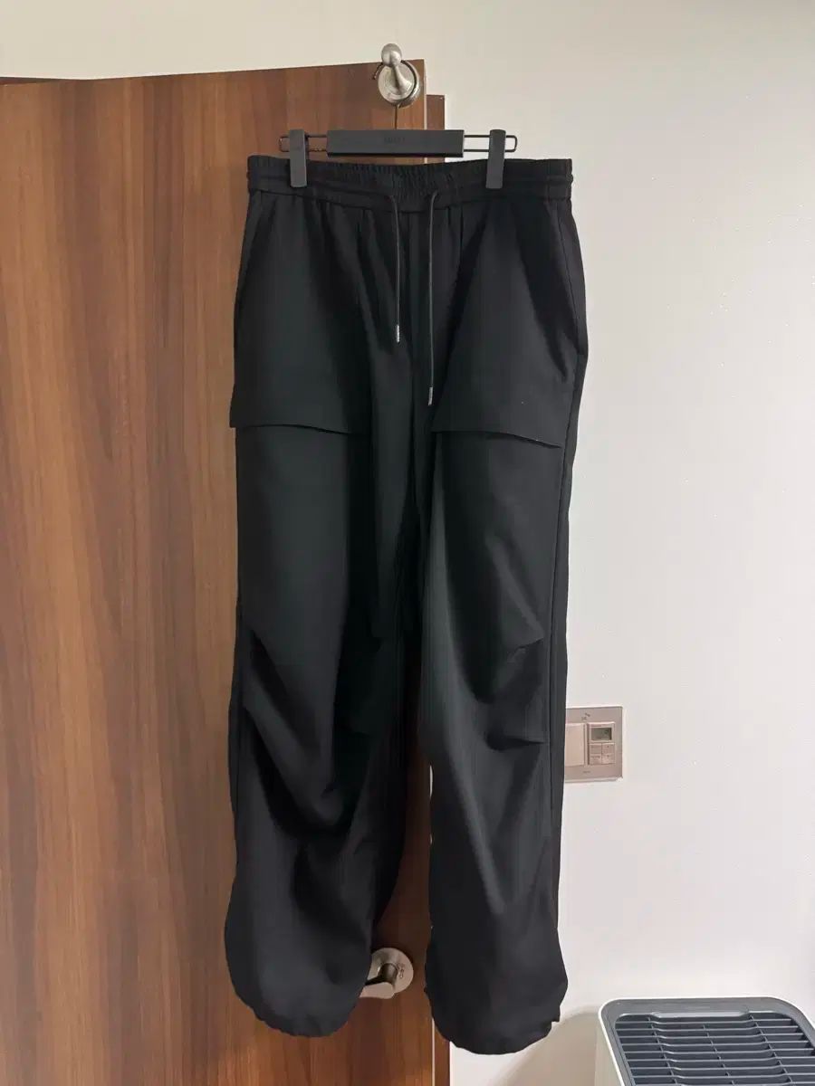 25ss Juun.J ジュンジェイ ウール パッカリングパンツ 48