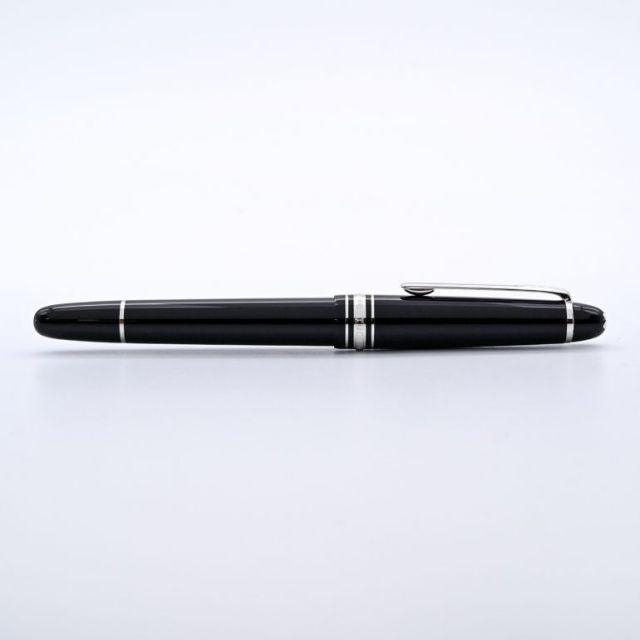 モンブラン クラシック 万年筆 EF（極細字） ブラック MONTBLANC