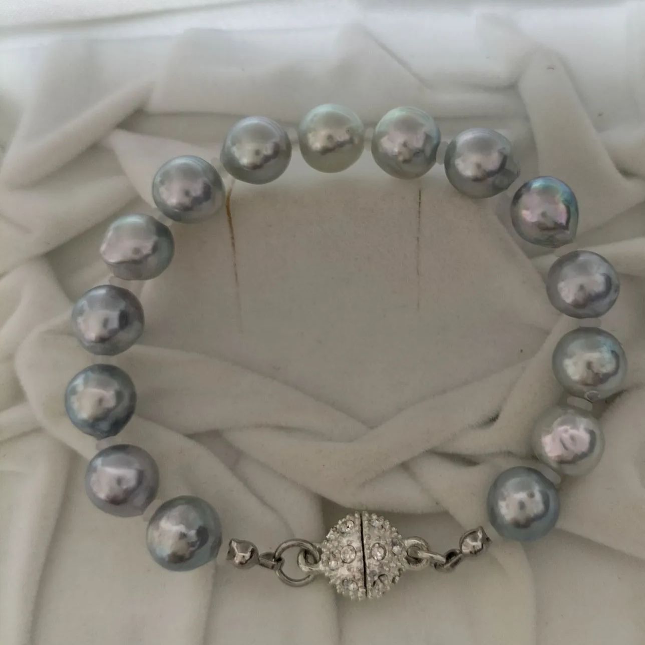 あこや本真珠（日本産）のナチュラルグレーカラー珠のマグネット式ブレスレット