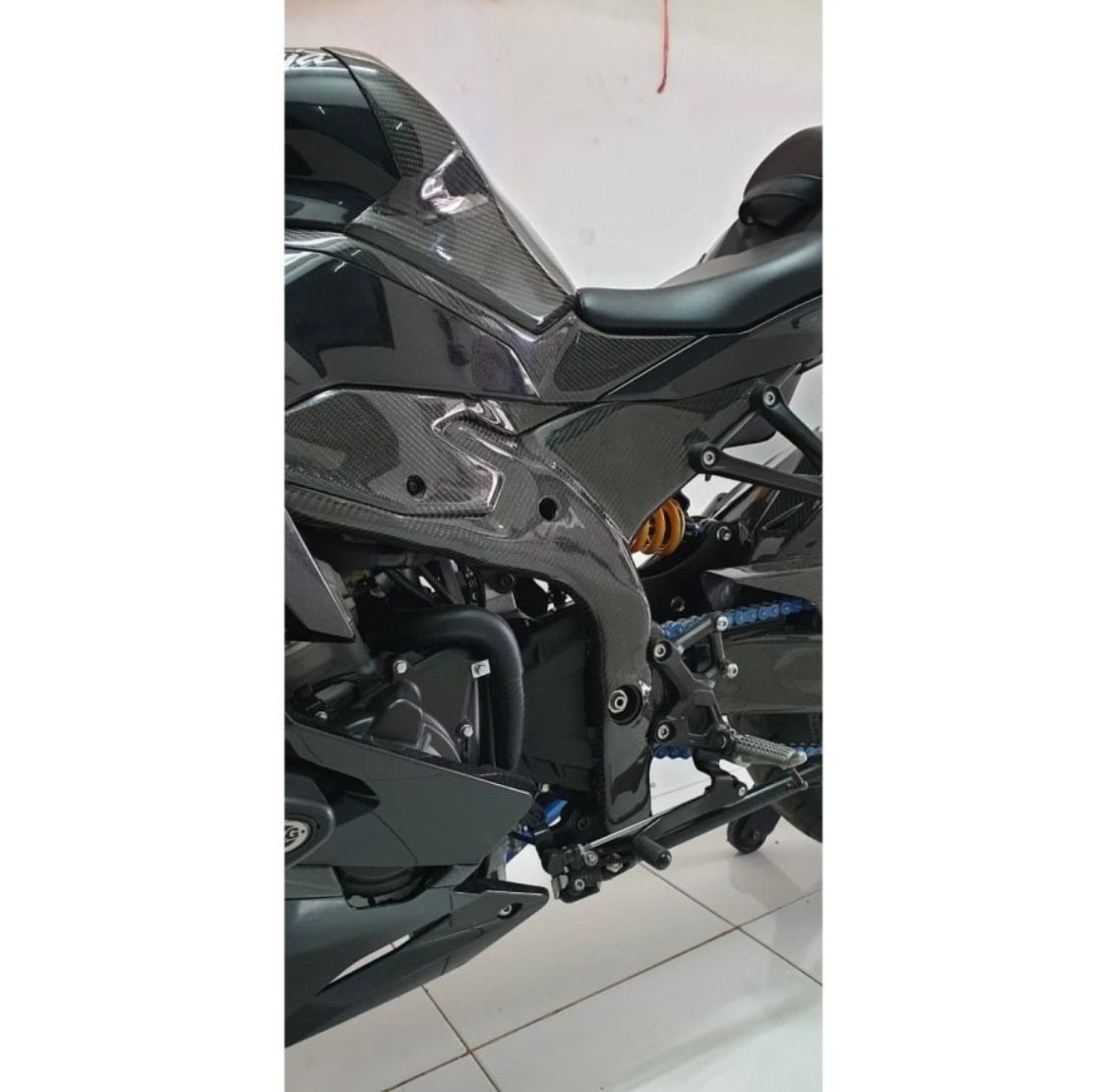 ZX25R カーボンフレームカバー 受注製造 LAWEED_CL