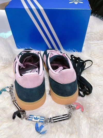 新品 adidas ハンドボール スペツィアル / HANDBALL SPEZIAL