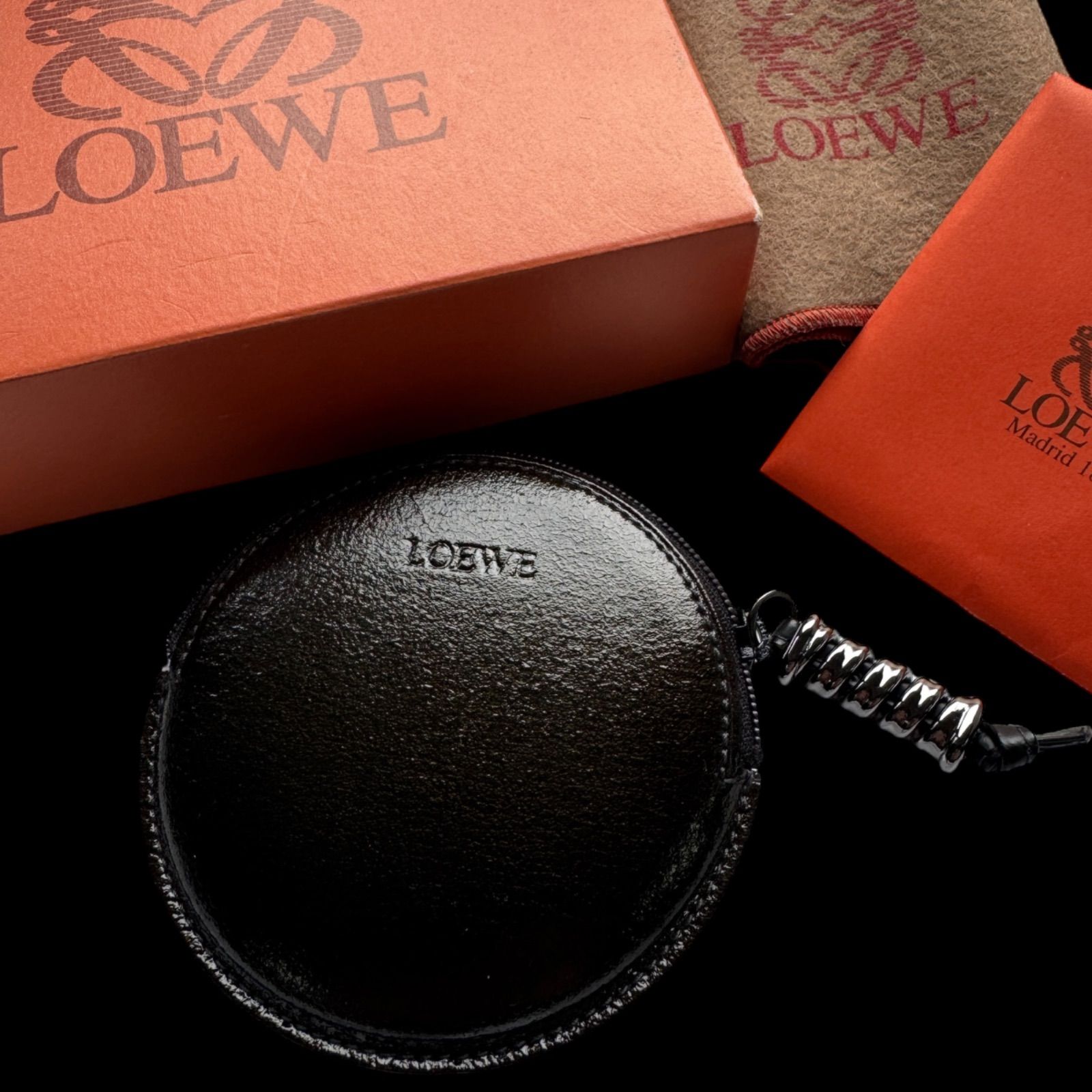 良品 ロエベ ベラスケス レザー ラウンド 丸 コインケース ミニポーチ 極美品 LOEWE ロエベ ベラスケス ラウンド コインケース 財布