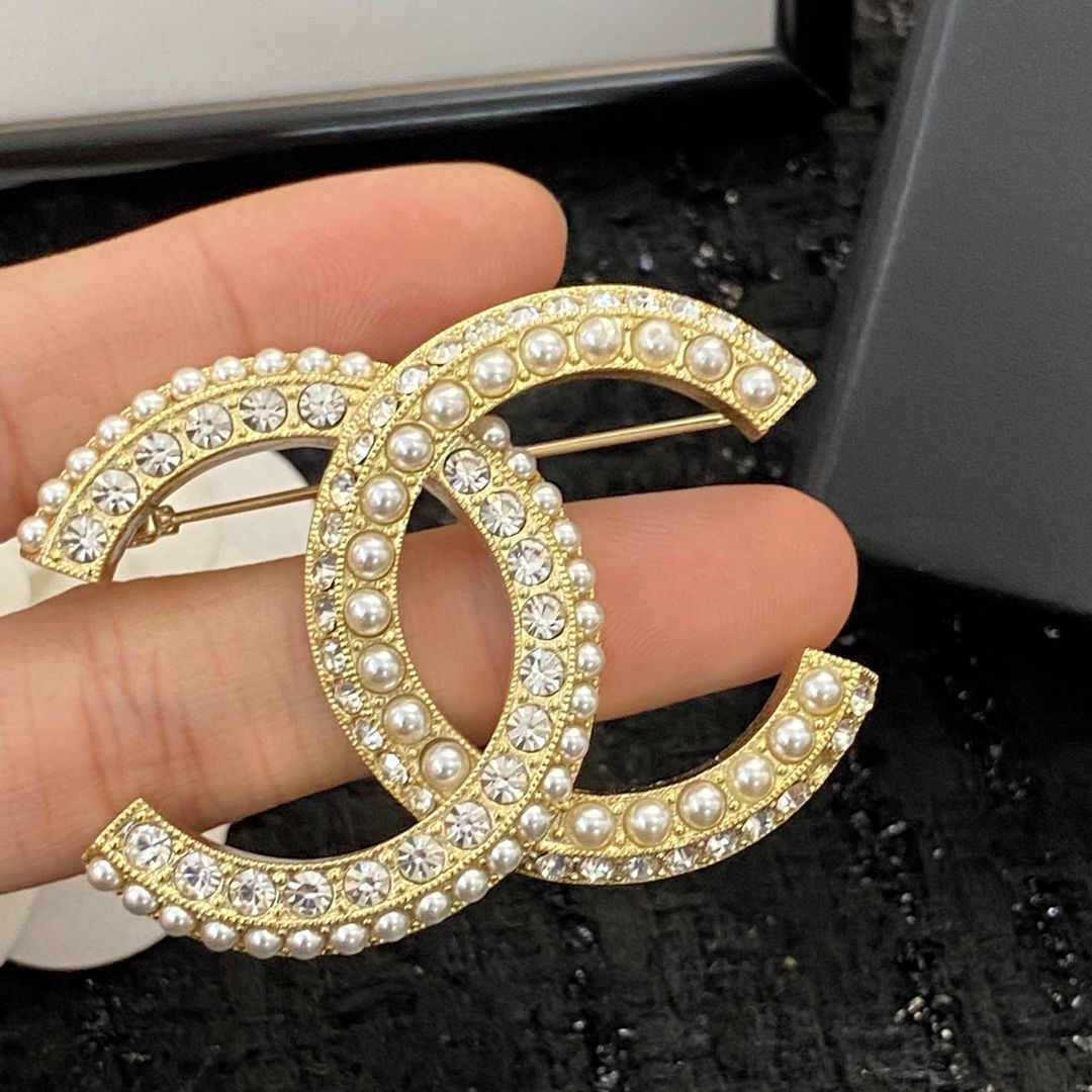 CHANEL 星型ブローチ CHANEL ブローチ 星 スター レディース