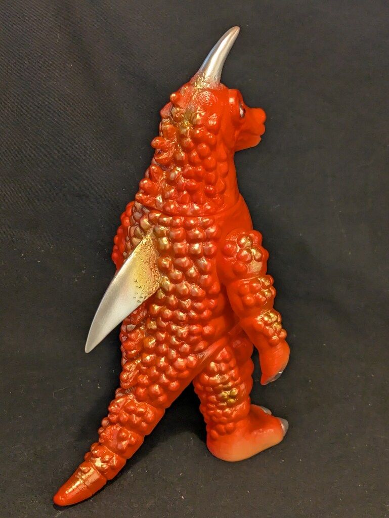 ブルマァク ブルマァクの怪獣シリーズ レッドギラス 肌色成型