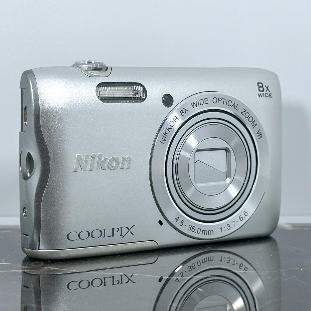 【美品】Nikon coolpix A300 ニコン　デジガメ　シルバー Amazon.co.jp: Nikon Coolpix A300 Digital Camera, sliver