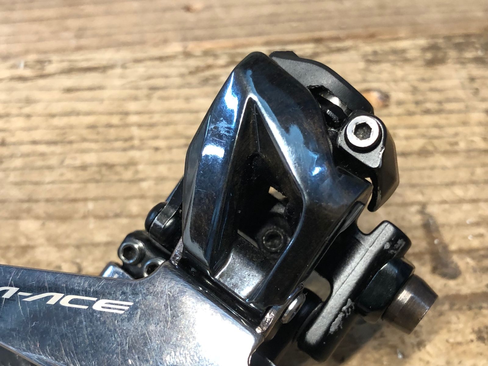 デュラエース　フロントディレイラー JG129 シマノ SHIMANO デュラエース DURA-ACE FD-7900 フロント