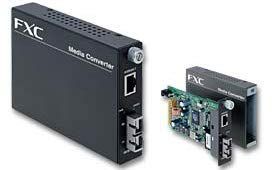 FXC メディアコンバータ 1000BASE-T-1000BASE-SX(2芯%ｶﾝﾏ%SC%ｶﾝﾏ%MMF550m) MC1000GSSC