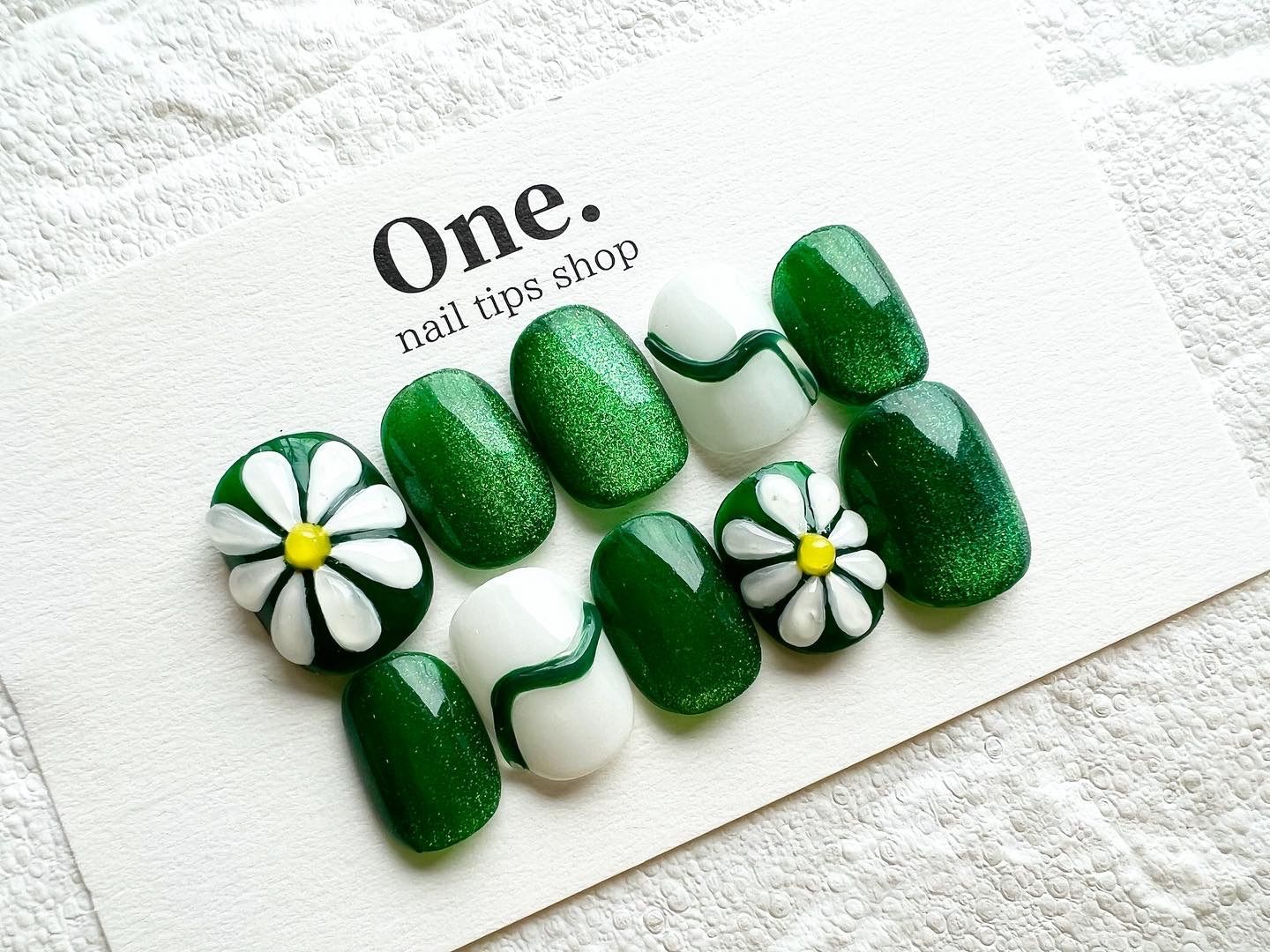 フラワーネイル ぷっくりフラワーネイル マグネットネイル グリーン