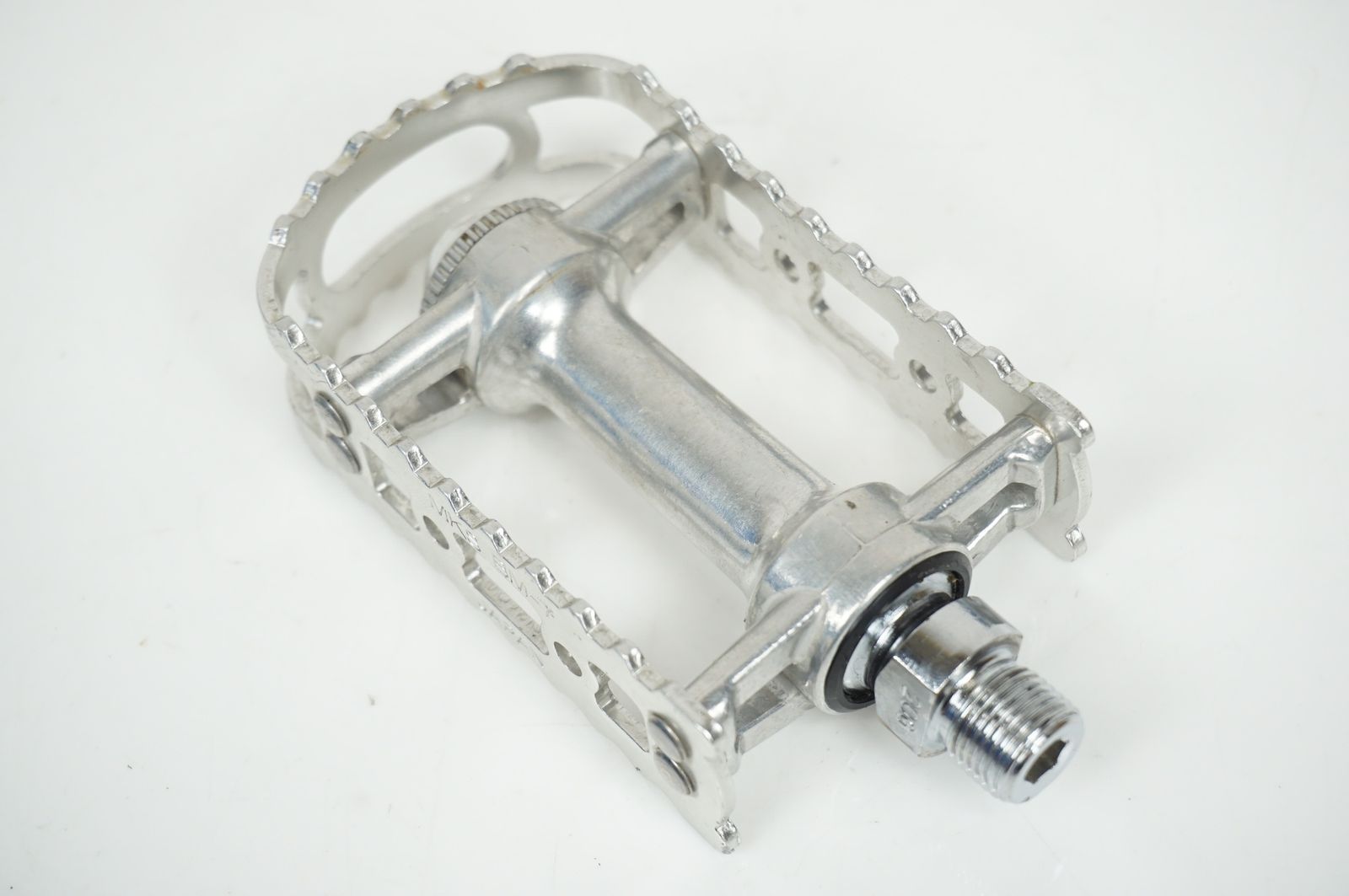 シマノ SHIMANO アルテグラ ULTEGRA PD-6700-C　未使用 PD-6700-C 使用して。 | GIANTと共に。