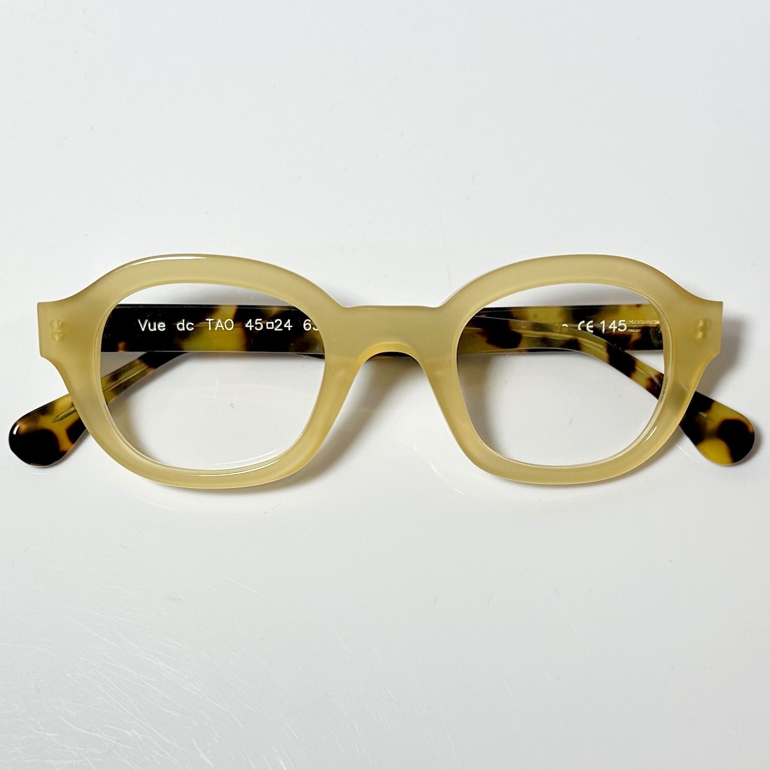 オリバーピープルズ 公式サイト | Oliver Peoples サングラス・メガネ