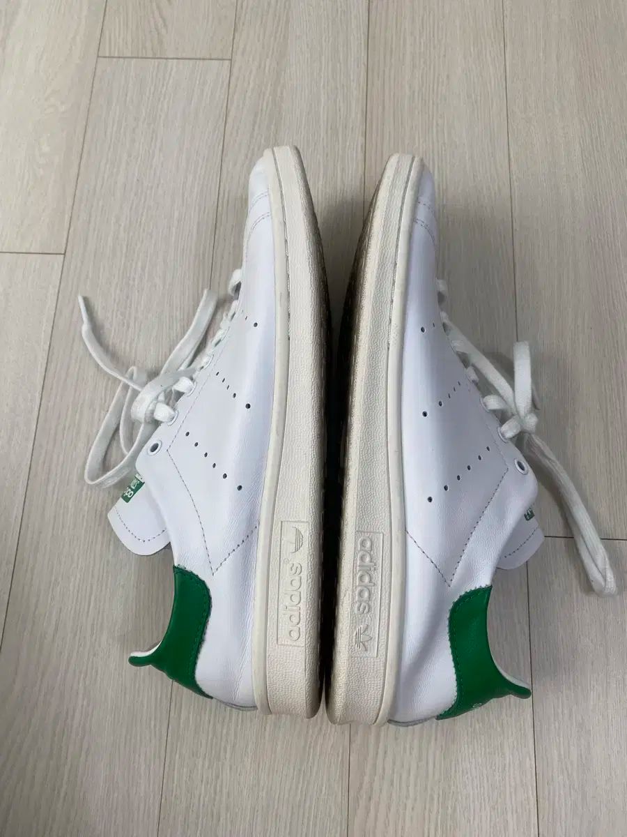 adidas アディダス