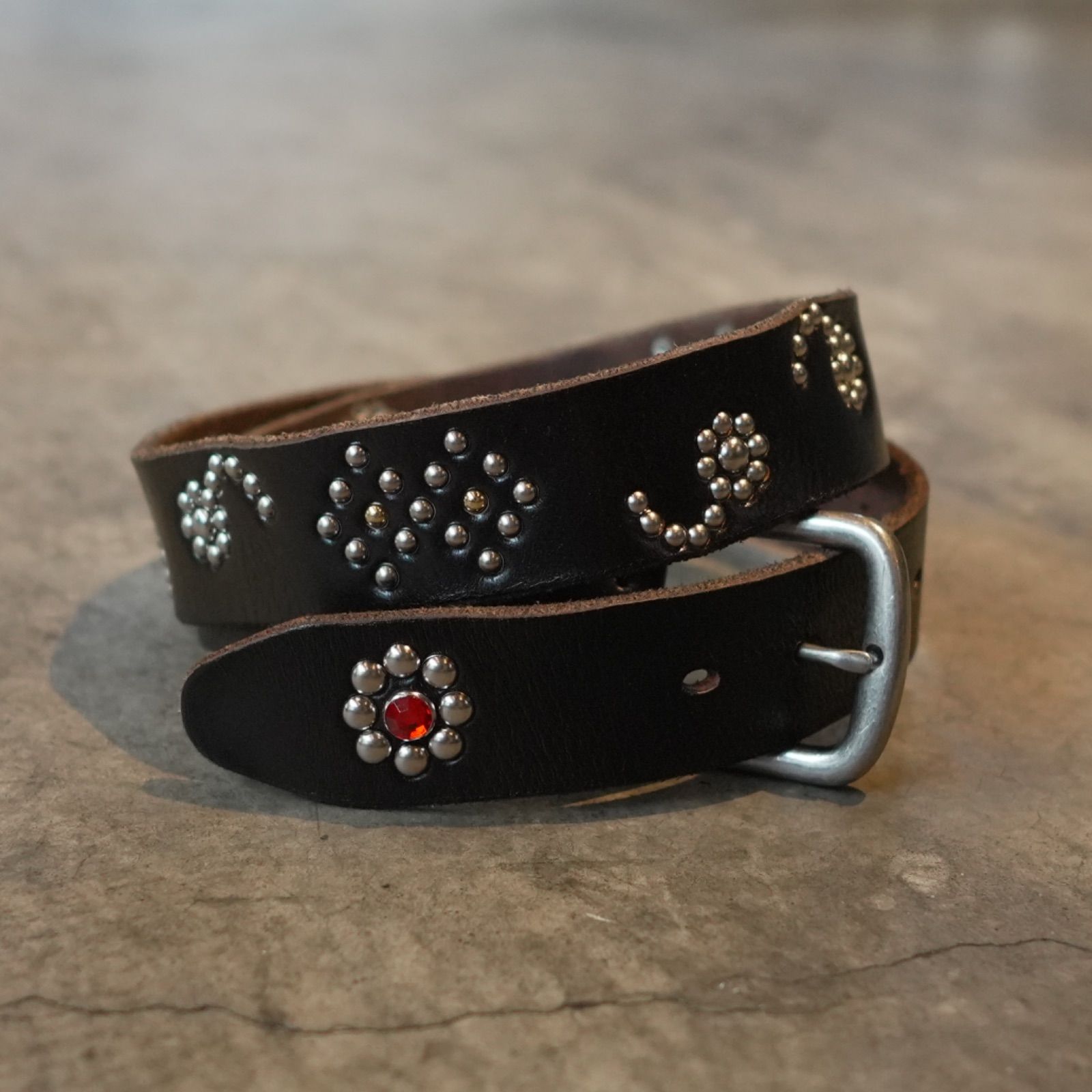 Re:coo】No.003 Studs Belt Dark brown - スタッズベルト ダークブラウン - L - メルカリ