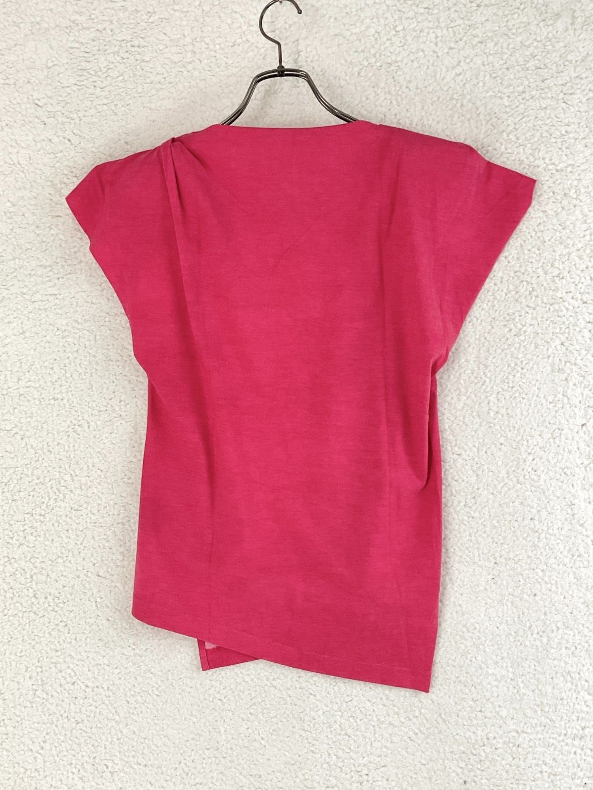 未使用 ISABEL MARANT ETOILE　イザベルマランエトワール 38 レッド ショルダーパット付アシンメトリーTシャツ 未使用 ISABEL MARANT ETOILE イザベルマランエトワール 38
