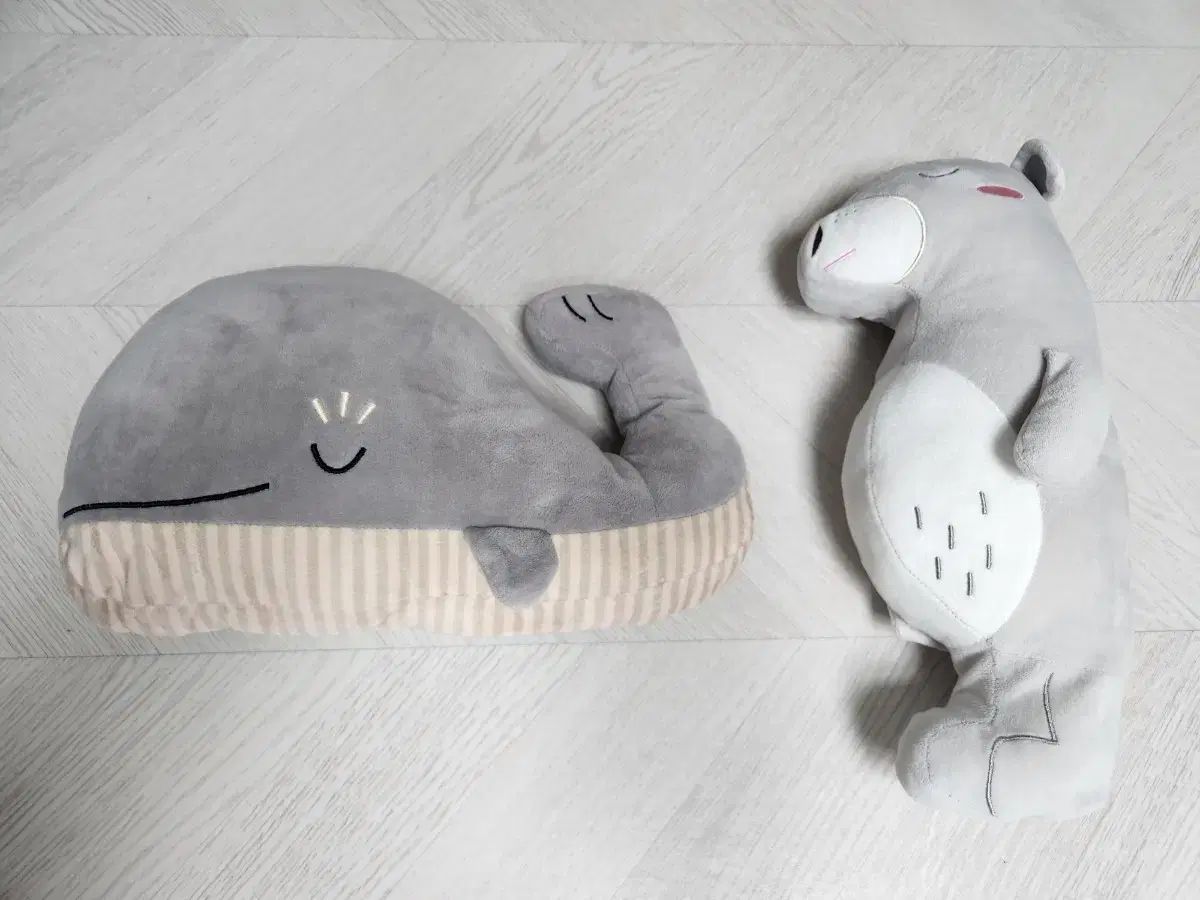 (送料無料)シートベルト カバー人形 2 犬