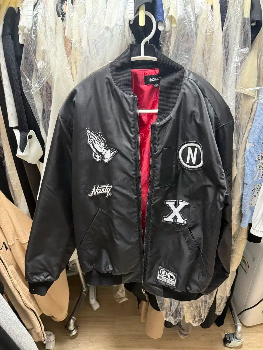 ヴィンテージ感じのNASTY MA-1ジャケット