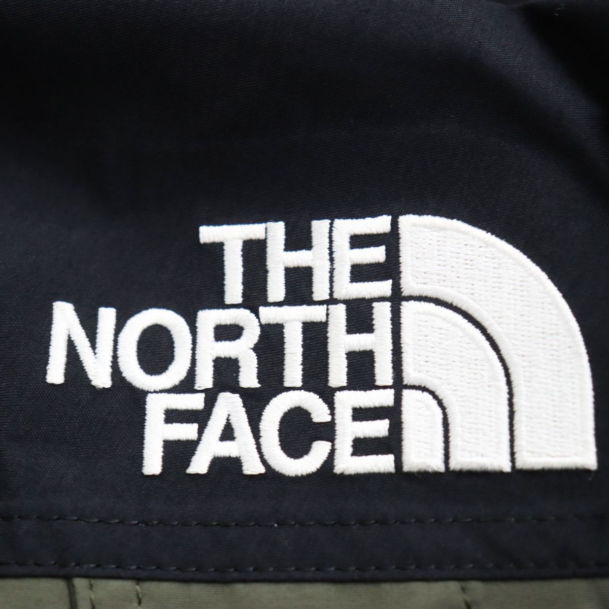 美品○THE NORTH FACE ザ・ノースフェイス NP11834 MOUNTAIN LIGHT