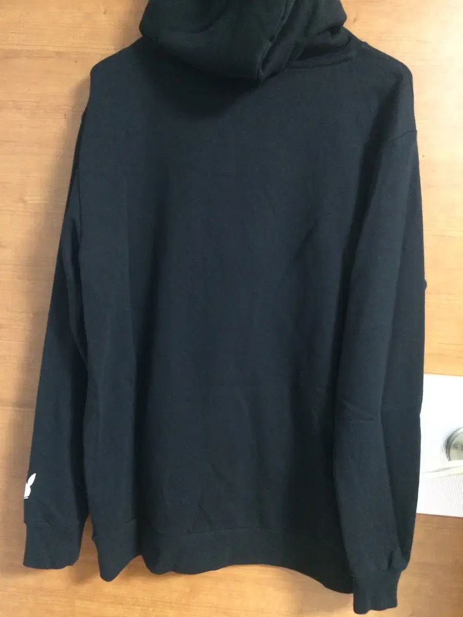  プレイボーイ フード付きTシャツ パーカー トップス