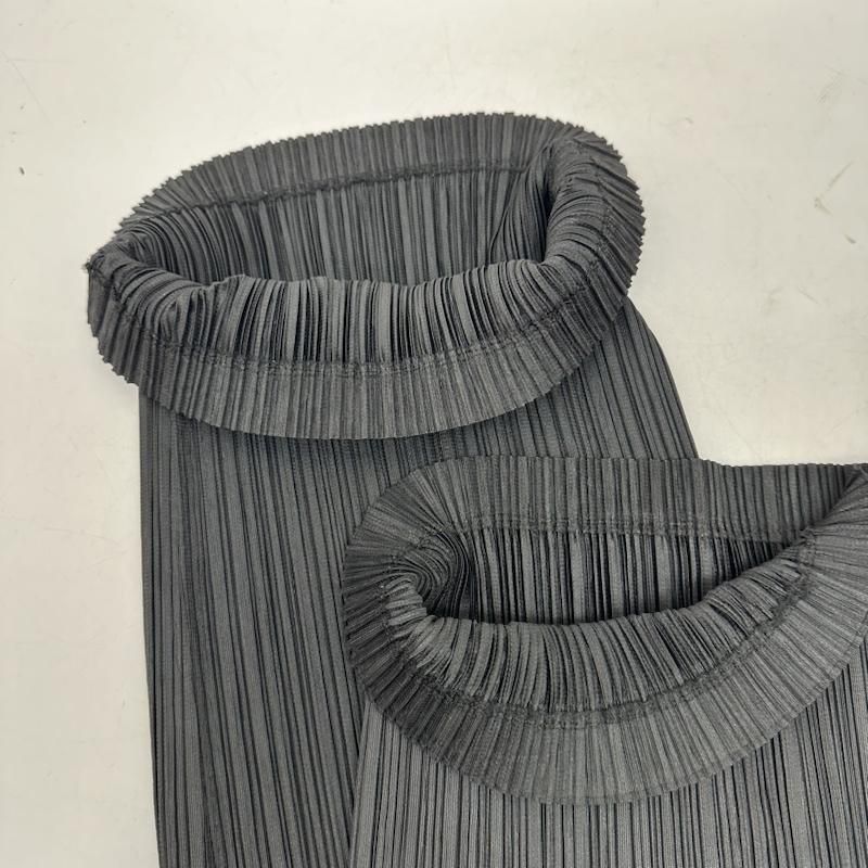 プリーツ ストレート