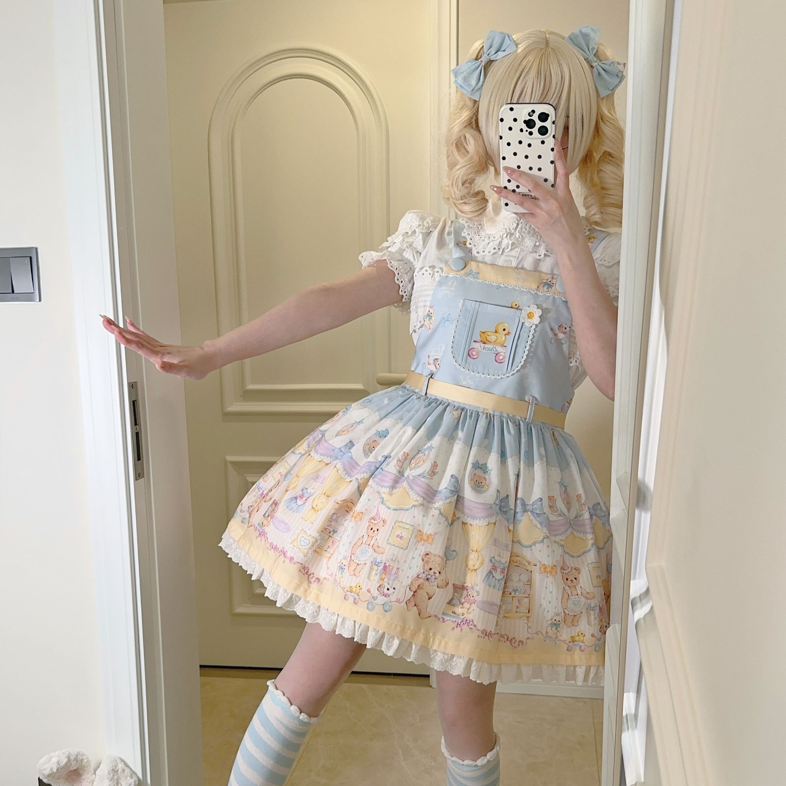 ♥ ロリータ くまモチーフ コスプレ衣装 高腰甘ロリデザイン ジャンパースカート 豪華3点セット ジャンパースカート＋リボン＋ヘッドアクセサリー 撮影会 舞台演出 推し活 ハロウィン プレ
