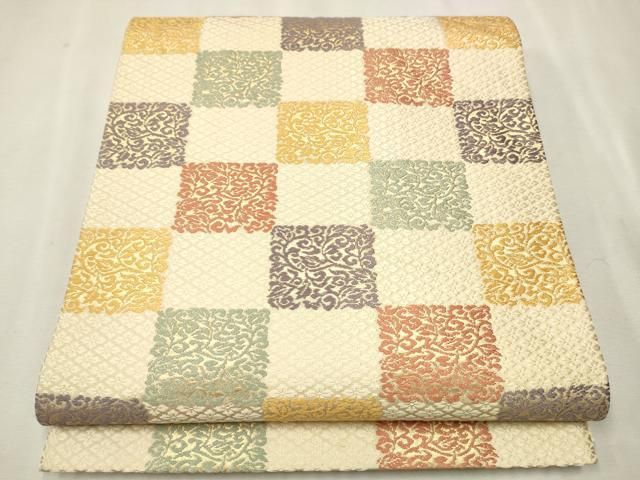 平和屋着物●六通柄袋帯　唐織　市松唐草文　金糸　正絹　逸品　CAAV7113hy 平和屋着物○六通柄袋帯 唐織 市松唐草文 金糸 正絹 逸品 CAAV7113hy