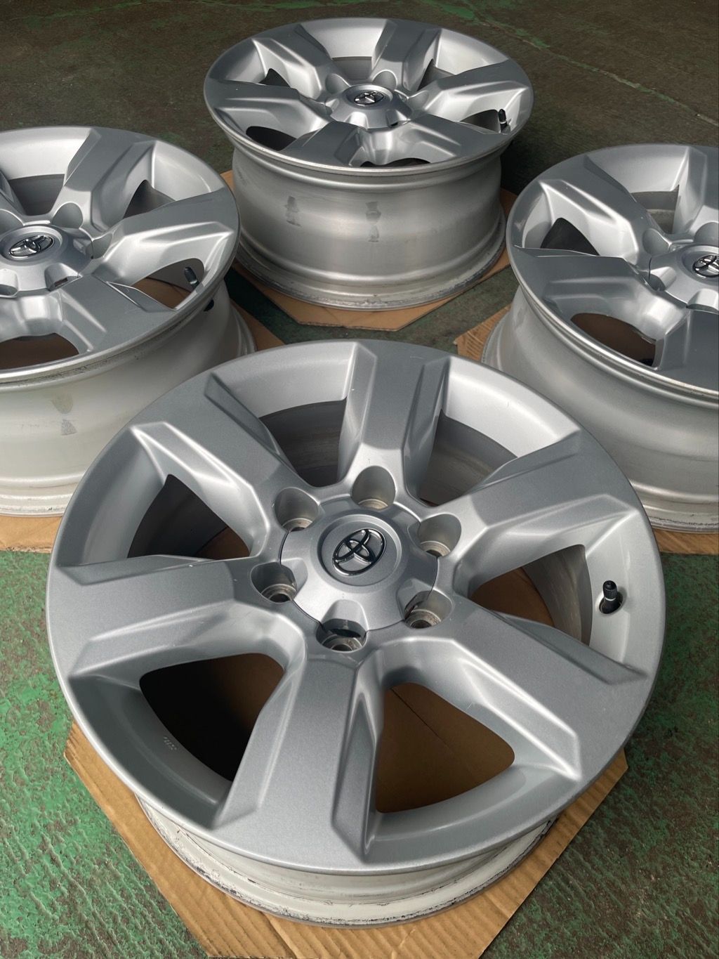 プラド 150系 純正アルミホイール17インチ 4本セット