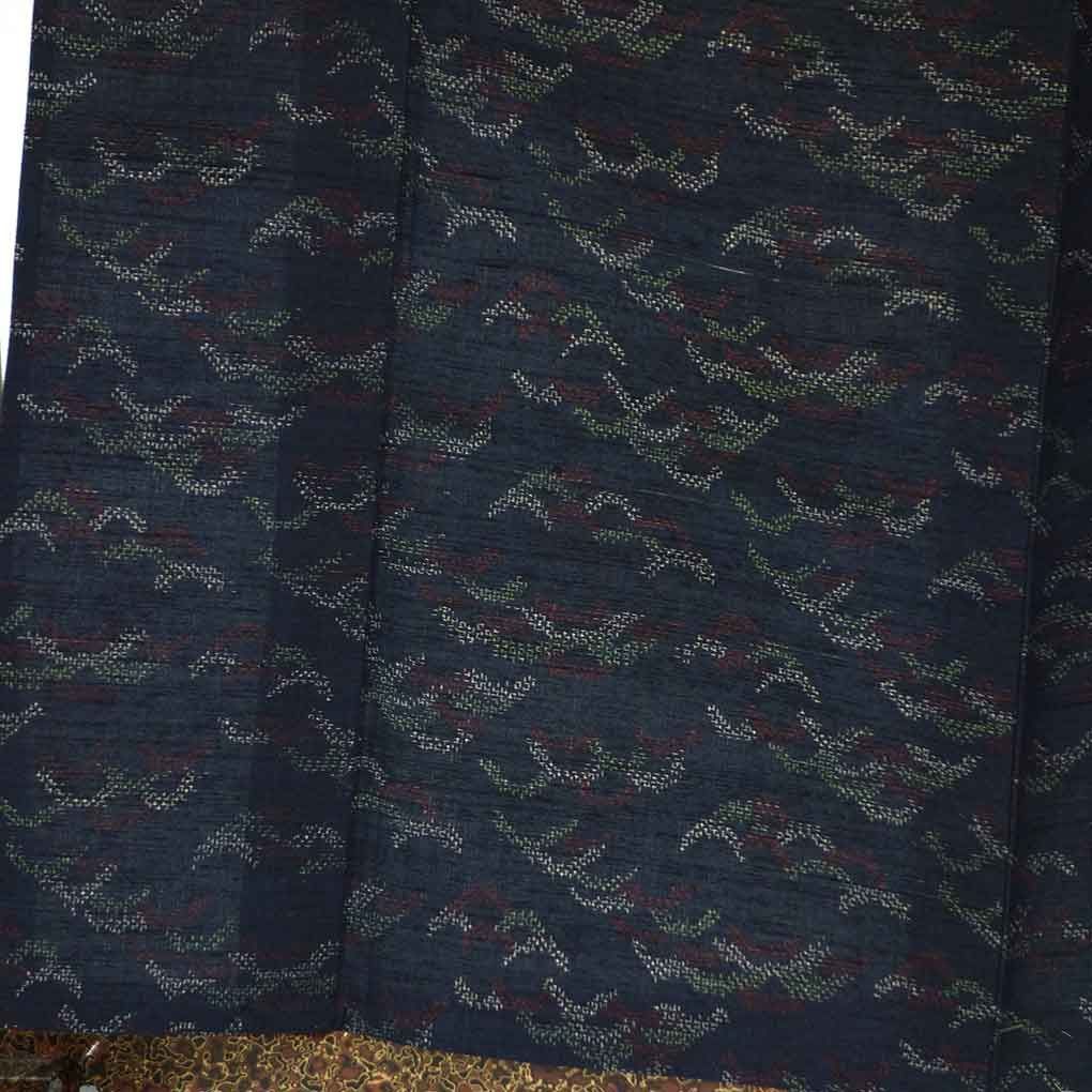 可 ジャズマスター 紬 身丈162cm 裄63cm 前幅26.5cm 後幅30cm 袖丈47cm 袖幅32cm レディース 単衣 連続模様 裄Mサイズ 初夏 初秋用 正絹 シルク ネイビー ♥品 リメイク リユース リサイクル 呉服のきくや