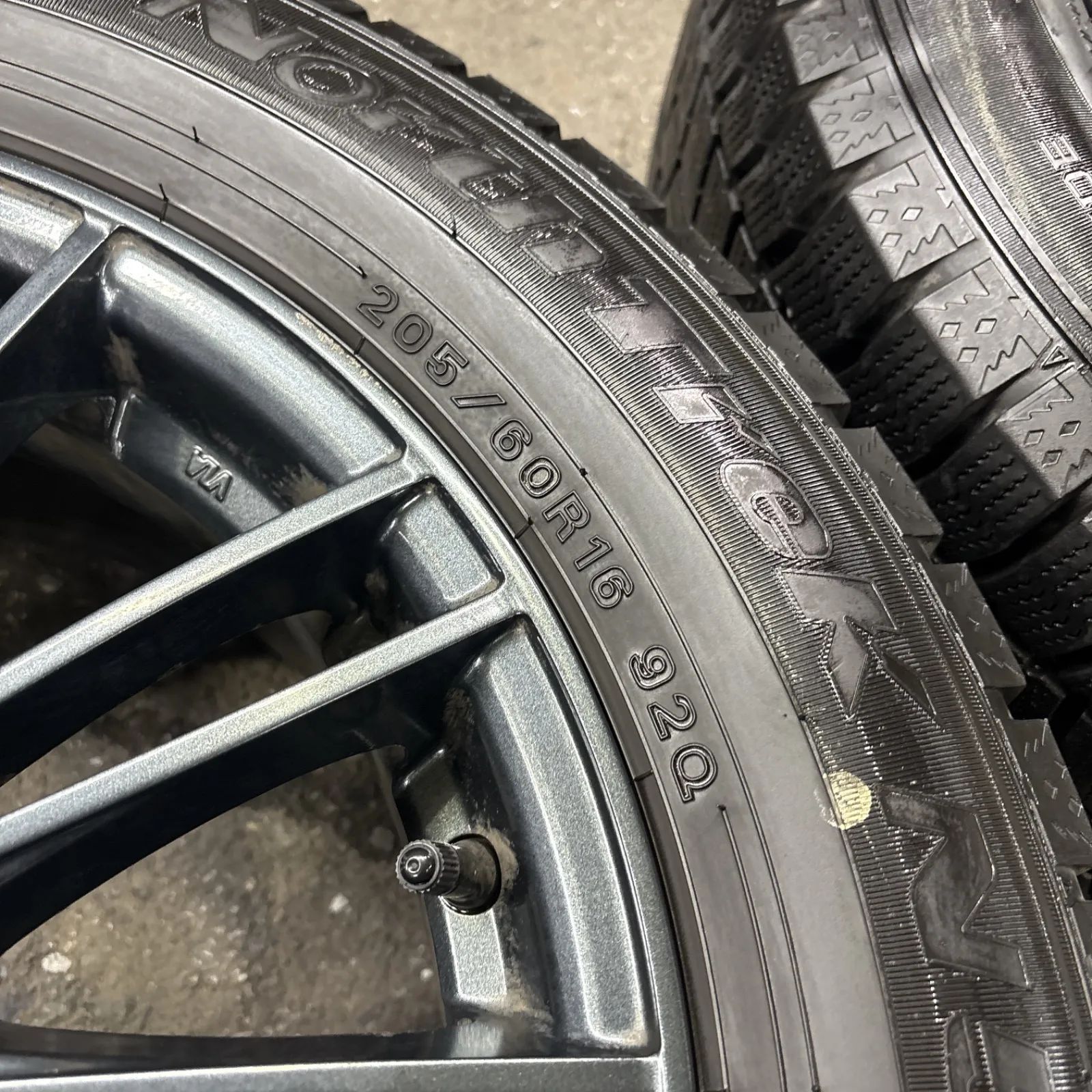 社外ホイールタイヤセット