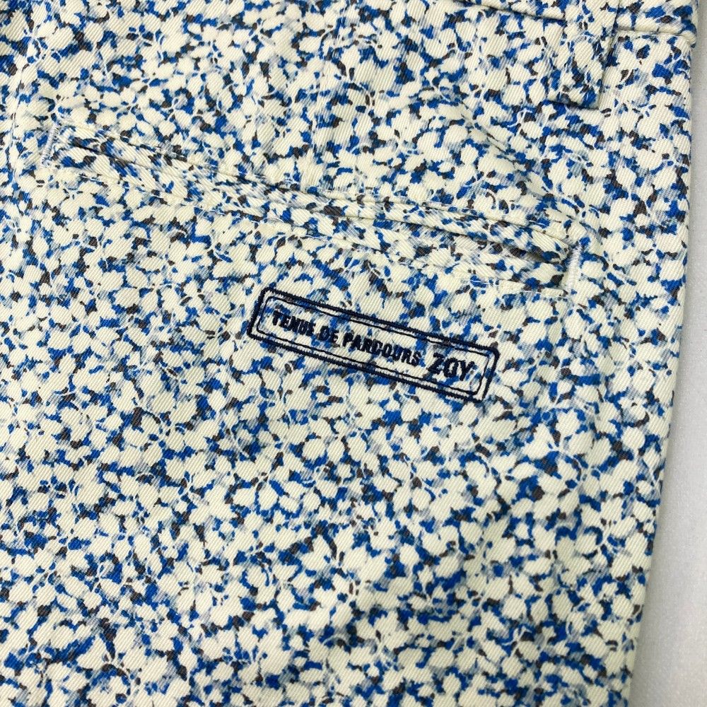 サイズ：79 ZOY ゾーイ × LIBERTY コットン混 ストレッチパンツ 総柄 ブルー系 [240101415436] ゴルフウェア メンズ ストスト サイズ：79 ZOY ゾーイ × LIBERTY コットン混 ストレッチパンツ