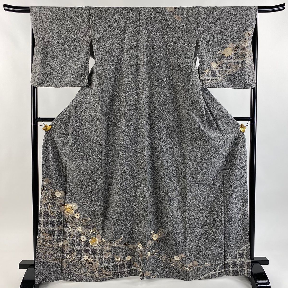訪問着 身丈166cm 裄丈66cm M 袷 菊 流水 金糸 金彩 黒灰 正絹 秀品