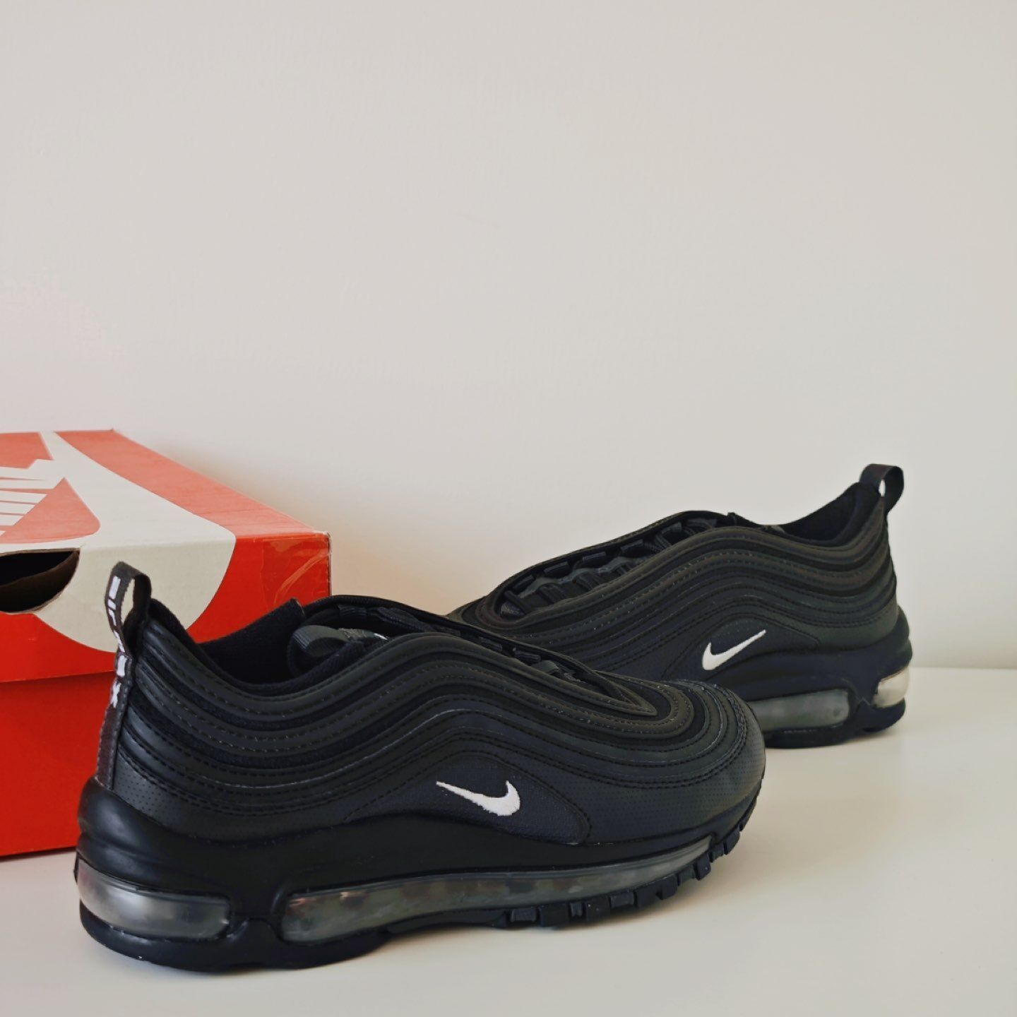 新品 未使用 Nike Air Max 97 “Triple Black” ナイキ エア マックス 97 黒 スニーカー 男女兼用 並行輸入品 -  メルカリ