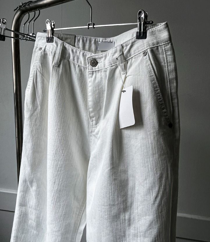 COSYHARU コシハル 公式]スロブホワイトワイドデニムパンツ