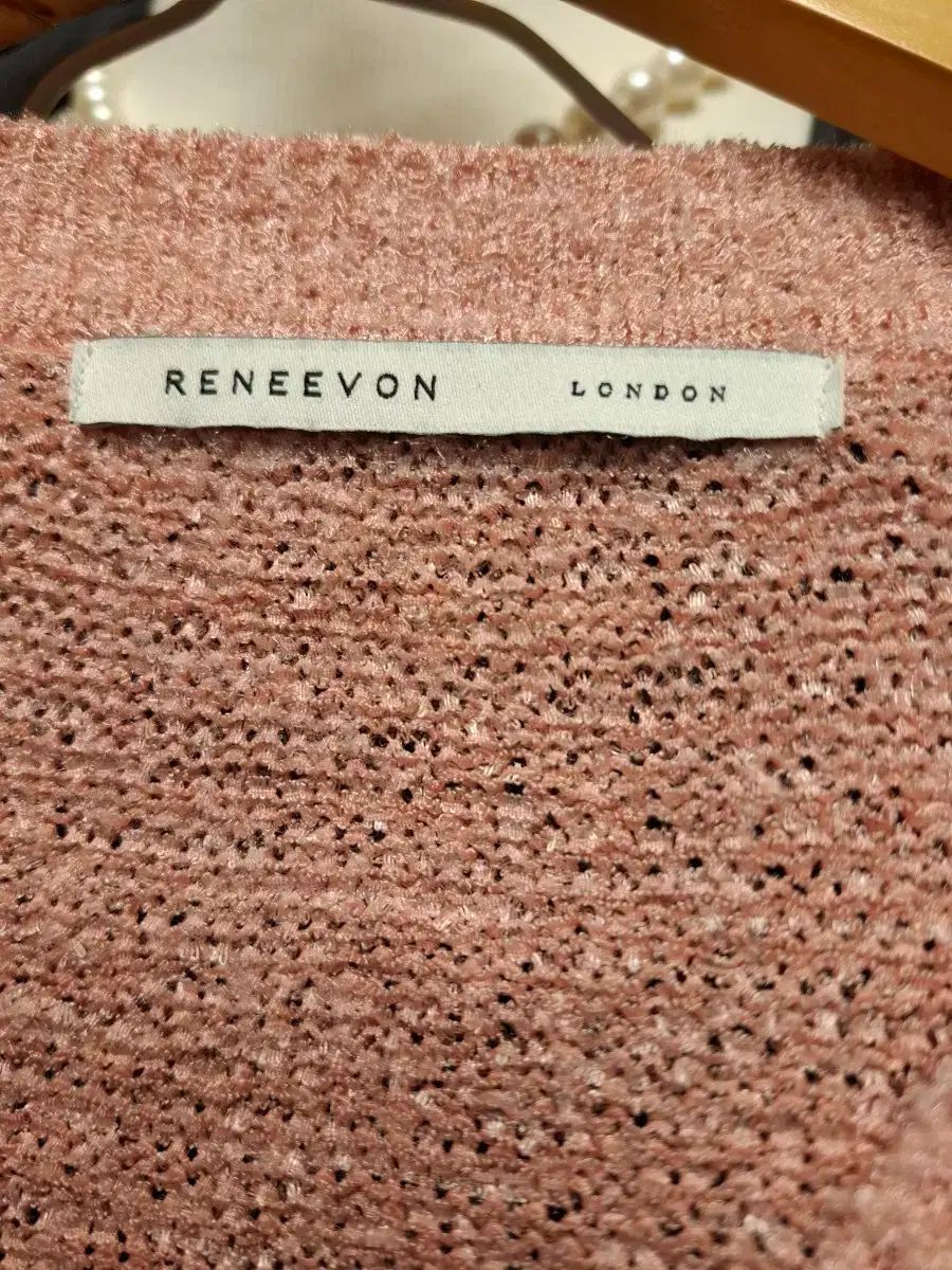 ビッグボタン装飾 カーディガン