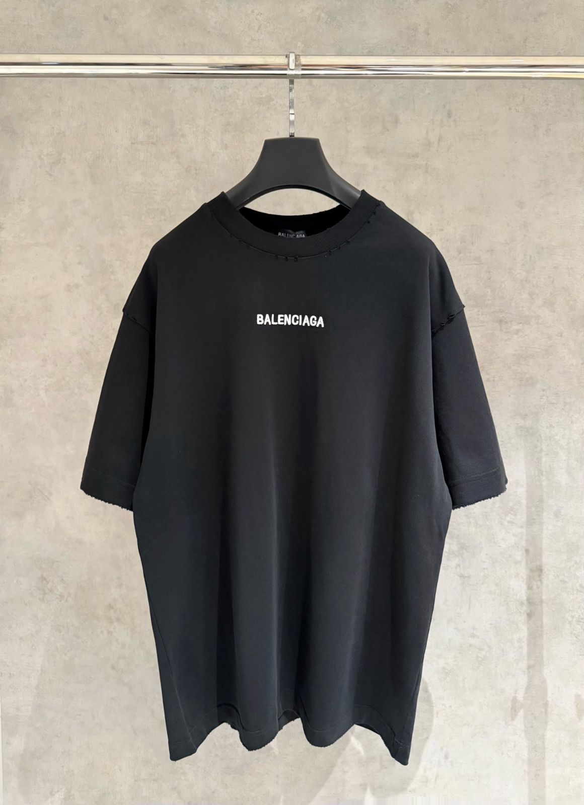 BALENCIAGA ロゴ刺繍 半袖Tシャツ Balenciaga バレンシアガ 夏の新作ロゴ刺繍半袖Tシャツ男女兼用