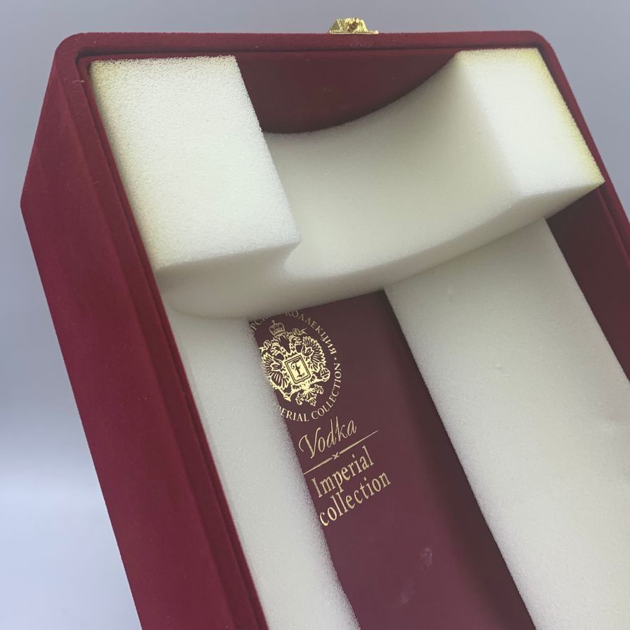 ラドガ インペリアル コレクション ウォッカ シルバー 700ml