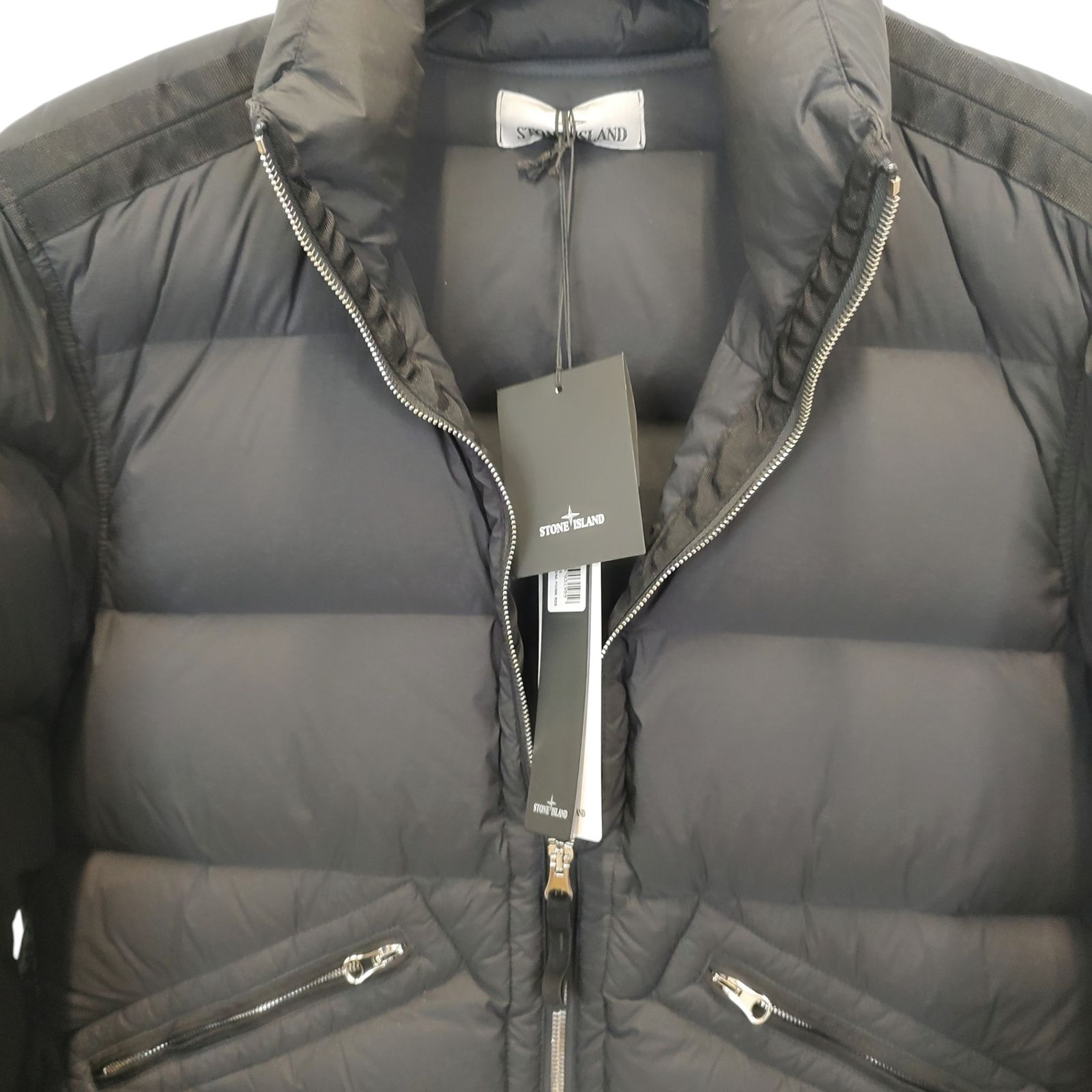STONE ISLAND ストーンアイランド 2024AW ファネルネック ジップアップ 