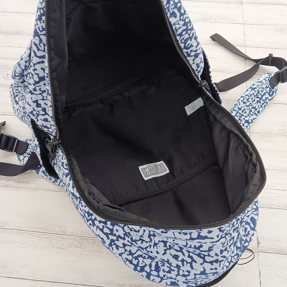 未使用品 C.E シーイー INTERSPERSED C.E DENIM BACK PACK ウォッシュ加工 デニム バックパック リュック  デイパック インディゴ 総柄 - メルカリ