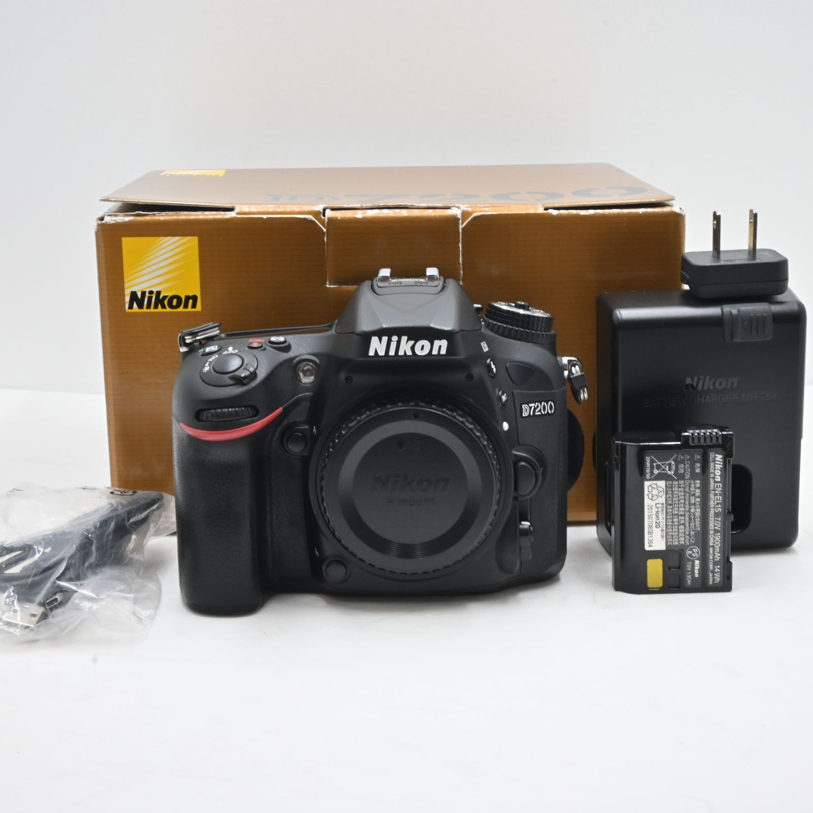 シャッター回数 5939 Nikon デジタル一眼レフカメラ D7200