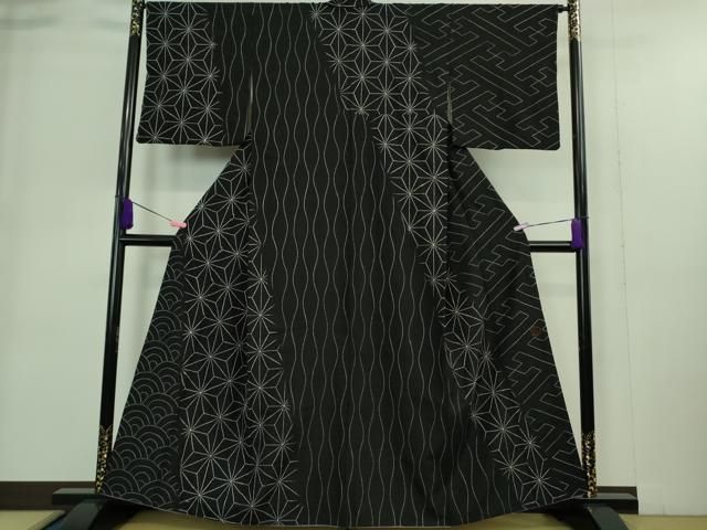 平和屋着物 上 紬 刺し子 総刺繍 作家物 麻の葉 黒地 DZAA9395kh5