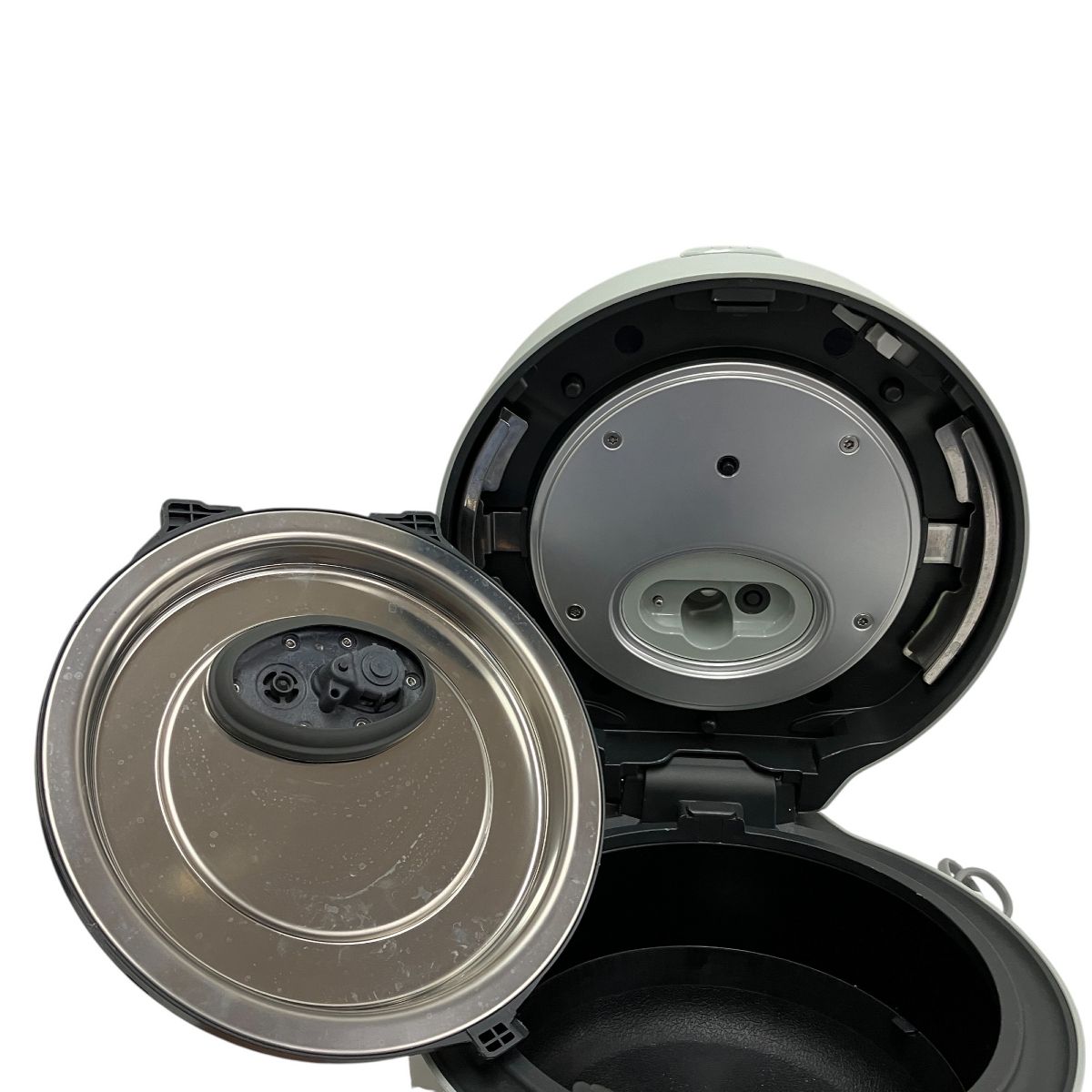 【中古】パナソニック　圧力IH炊飯ジャー　2022年製　家電　SR-NB10E2 レンタル] [5合炊き] パナソニック 圧力IHジャー炊飯器 SR-NA102