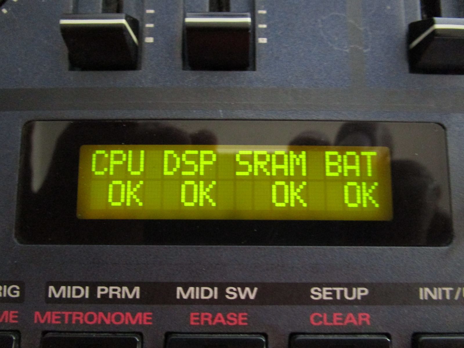 電源ケーブル付属