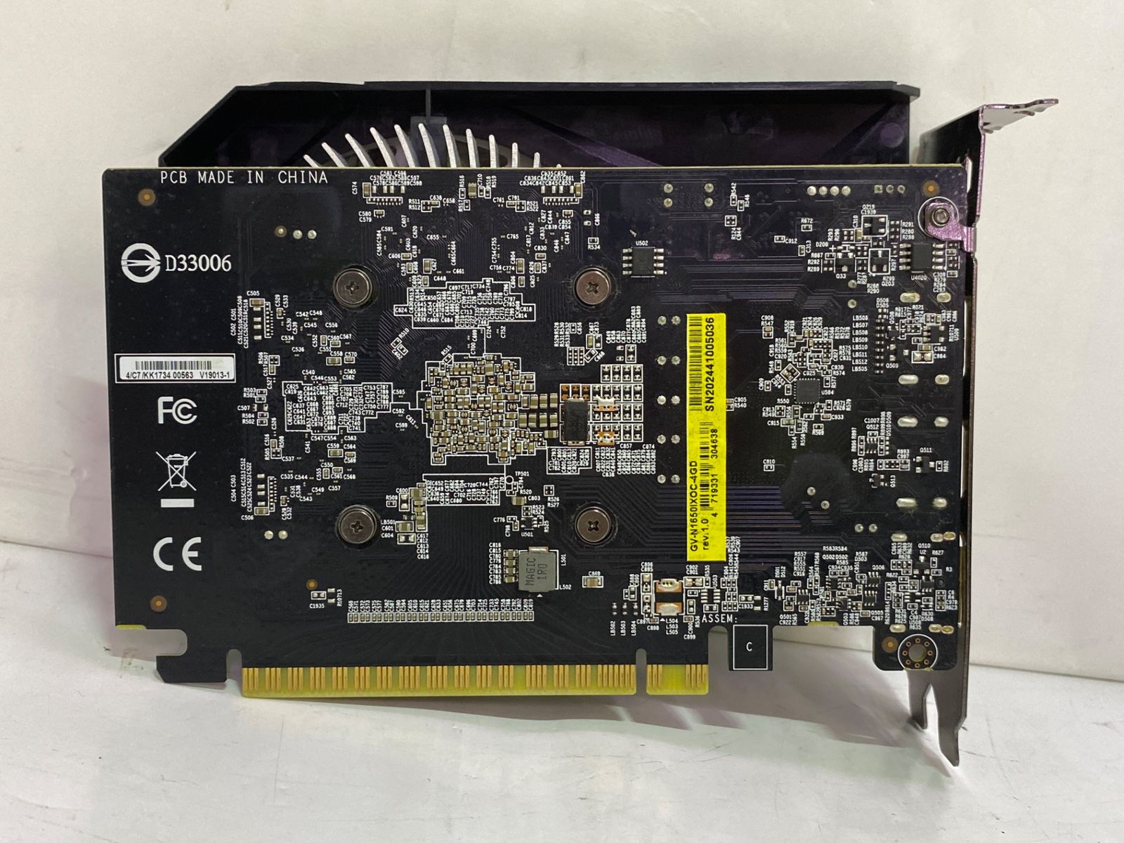 ネコ！！ GV-N1650IXOC-4GD 正常動作取り外し中古品 ネコ様専用！！ GV-N1650IXOC-4GD 正常動作取り外し中古品（GV
