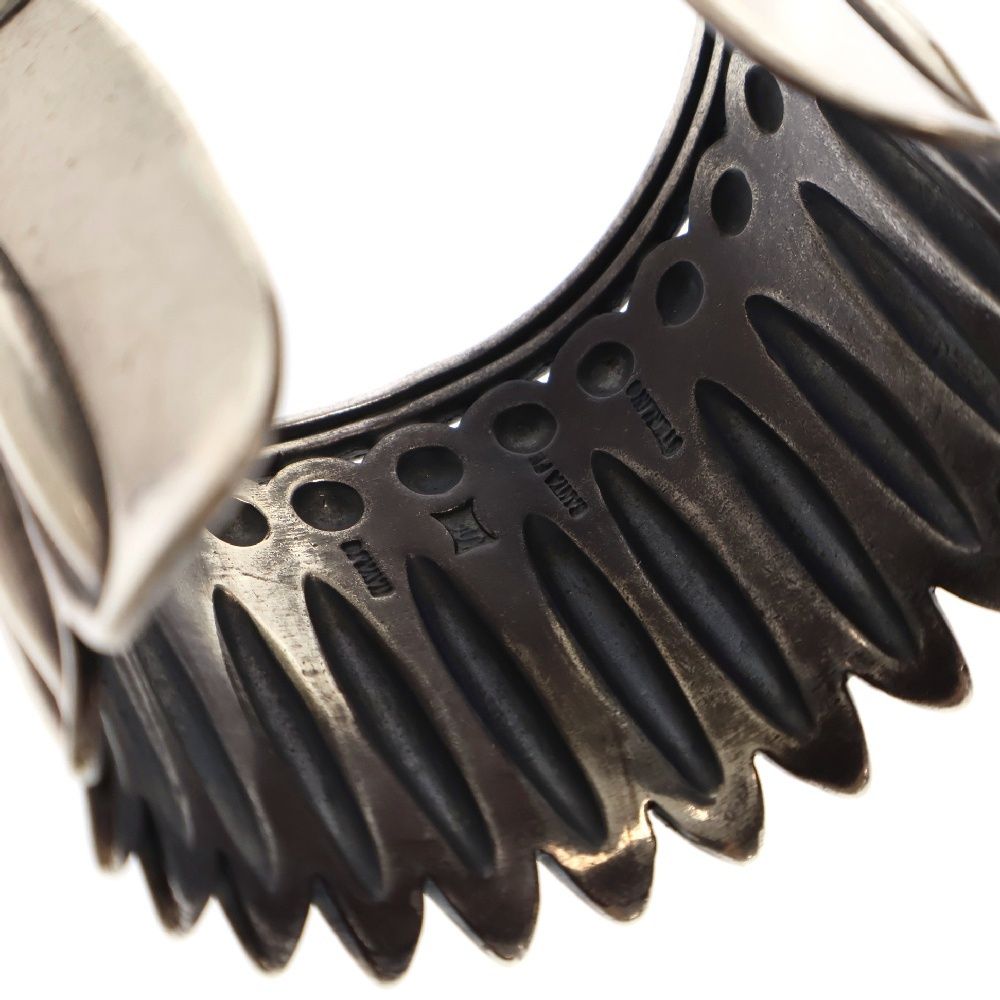 CODY SANDERSON (コディーサンダーソン) Feather Head Star Cuff