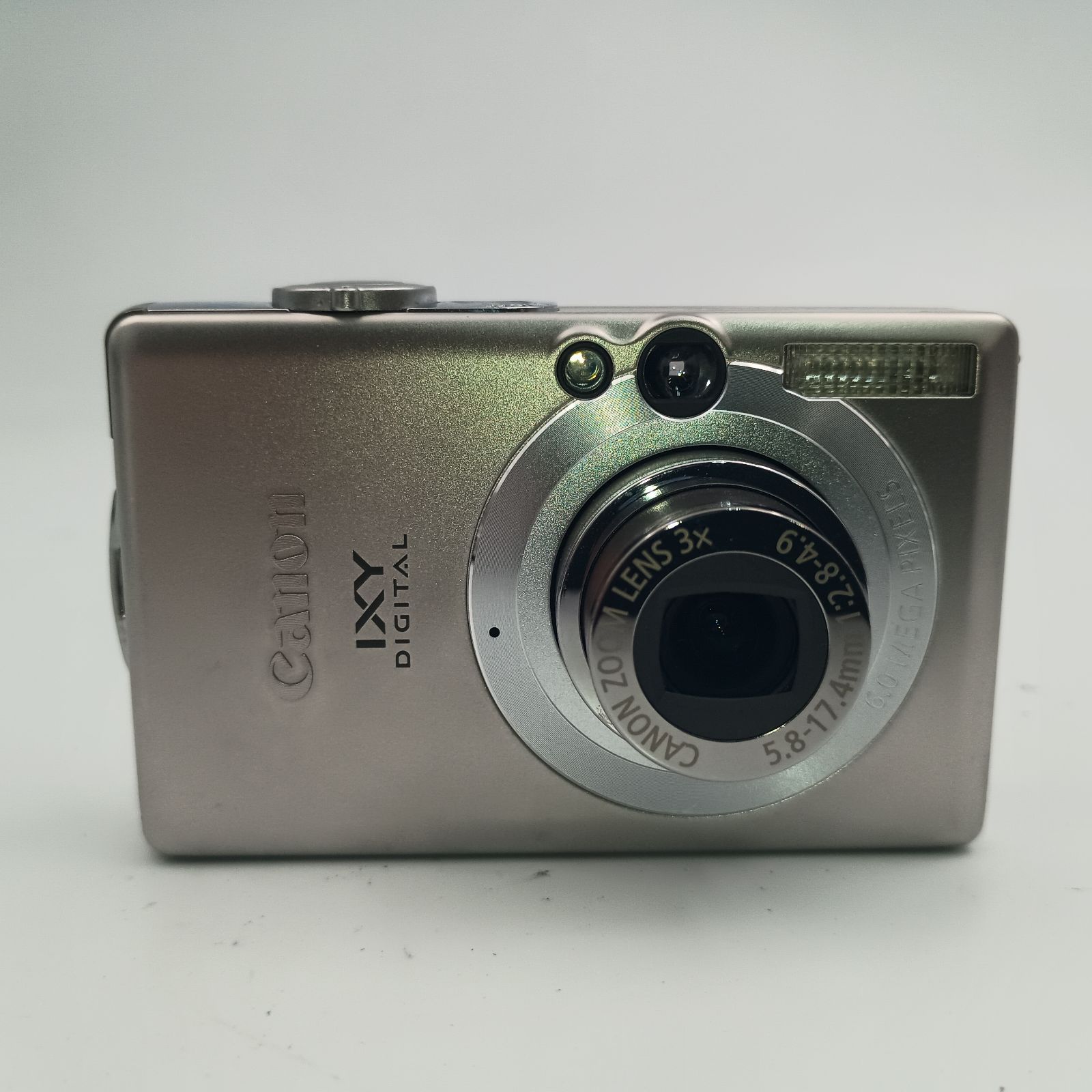 Canon IXY DIGITAL 70 シルバー デジタルカメラ 動作品 Canon IXY DIGITAL 70 シルバー