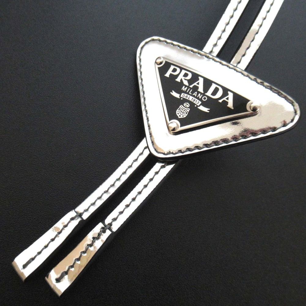 美品 PRADA プラダ ブラッシュドレザー トライアングルロゴ