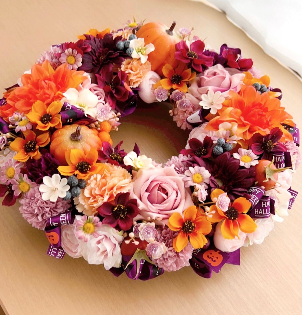 フラワーリース 初春月25 咲き誇る花たちの花かご 玄関リース 造花