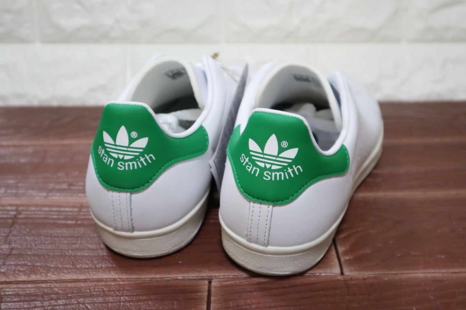 新品 定価22000円 アディダスオリジナルス adidas Originals 80s