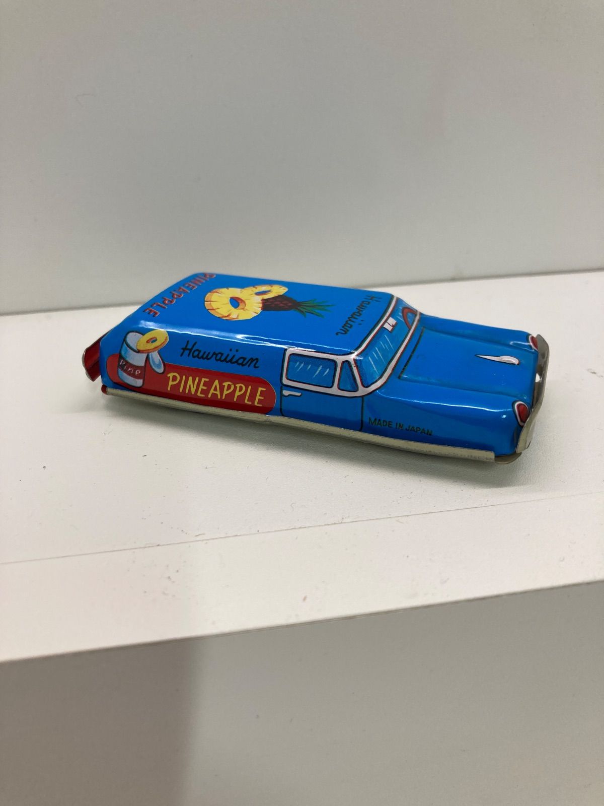 日本製のブリキの車のおもちゃ？　古いおもちゃ骨董品 アンティーク昭和レトロ 当時物 ブリキ 車のおもちゃ 玩具 ゼンマイ